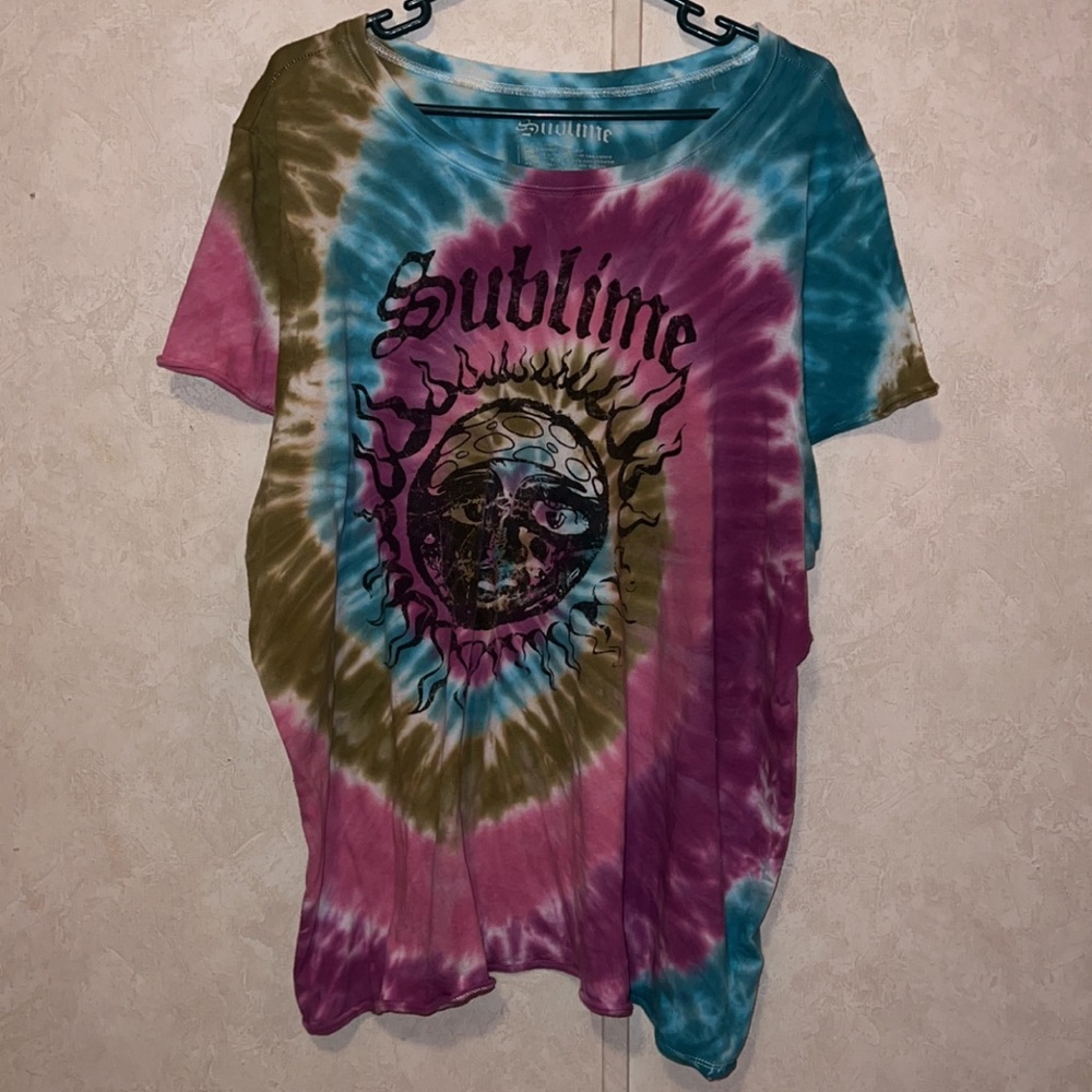 3x Torrid Sublime Graphic T shirt (tie die)